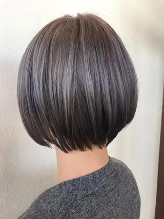 ショート カラー 松崎 崇のヘアスタイル