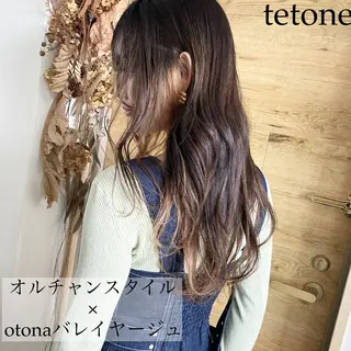 ロング カラー パーマ テトネ タカシのヘアスタイル