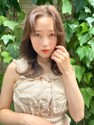 セミロング カラー 遠藤 眞実のヘアスタイル