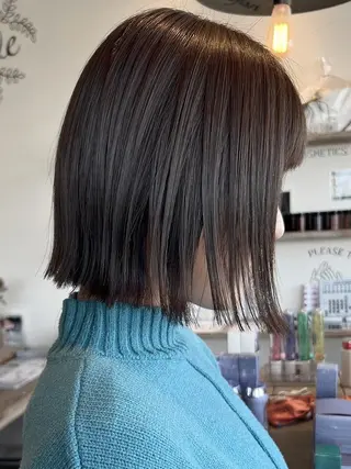 ショート カラー 岸下 理緒のヘアスタイル