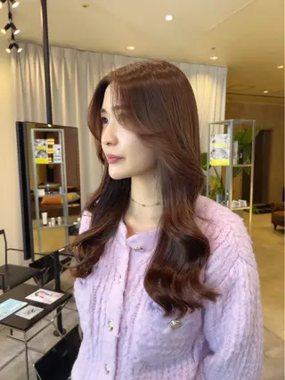 ロング FLEVE所属・艶カラー特化✨/ 成田早織のヘアスタイル