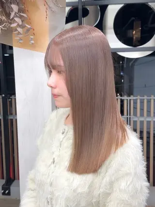 セミロング カラー 佃 優音のヘアスタイル