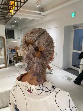 ミディアム ヘアアレンジ loely 💞miyuのヘアスタイル