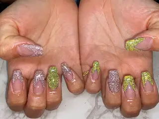 ミディアム ネイル Beauty Salon Luna所属・Beauty Salon Lunaのエステ・リラクイメージ