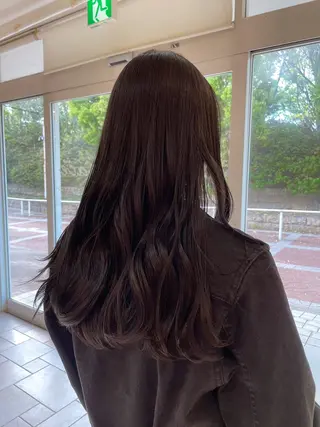 ロング 松本 美涼のヘアスタイル