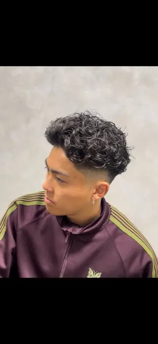 パーマ メンズ 吉田 タカスケのヘアスタイル