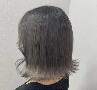 ミディアム カラー 遠藤沙也加 /レイヤーカットのヘアスタイル