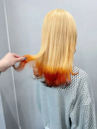 ロング カラー SLASH所属・Okayu .のヘアスタイル