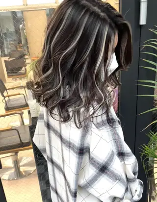 ミディアム カラー SALOWIN  原宿ash所属・タナカ タクヤのヘアスタイル