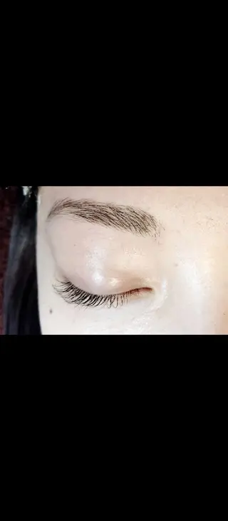 アイブロウ Rie🌈 HBL【アイブロウ】の眉毛・アイブロウイメージ