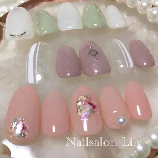 ネイル Nailsalon Lilyのネイルデザイン