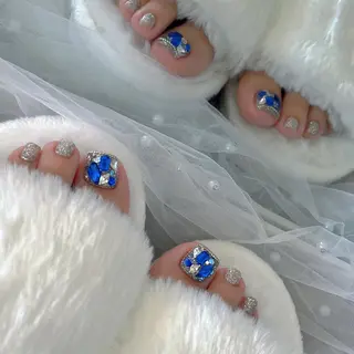 ネイル NEO Beauty Salon所属・𝐍𝐄𝐎 𝐉𝐔𝐑𝐈のネイルデザイン