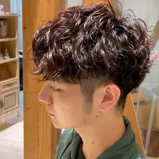 ショート パーマ メンズ ナツハラ サトシのヘアスタイル