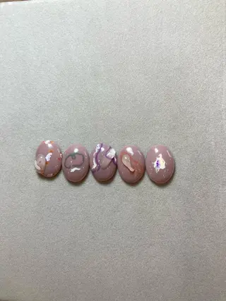 ネイル nailsalon　hue所属・小山 羽奈のネイルデザイン