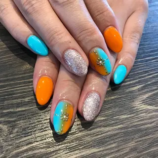 ネイル Risa　/ EARTH小山のネイルデザイン