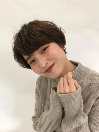 ショート 木志 望美のヘアスタイル