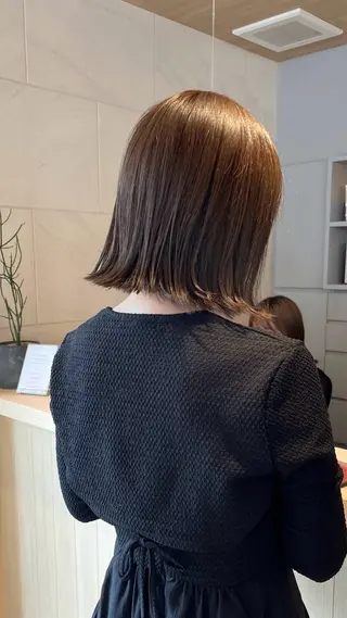 セミロング 伊佐治 夕芽のヘアスタイル
