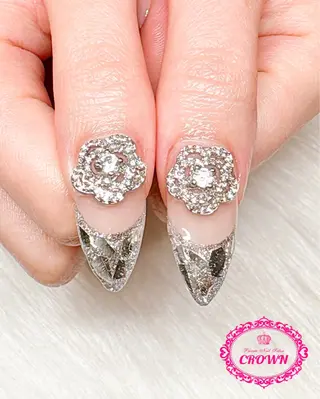 ネイル CROWN プライベートサロンのネイルデザイン