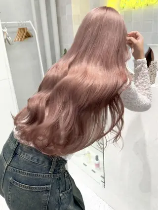 カラー leo/ロング／ レイヤーカット⛈️のヘアスタイル