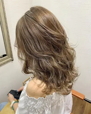 ミディアム カラー ヘアアレンジ boutique misakiのヘアスタイル
