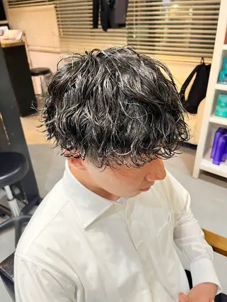 パーマ メンズ 透明感カラー |ベー ジュ|齊藤ひなののヘアスタイル