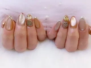 ネイル Rグループ felizのネイルデザイン