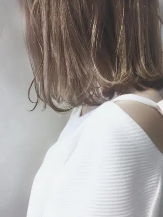 ショート カラー パーマ ヘアアレンジ 推し活専用 【派手髪】飯野ゆかりのヘアスタイル