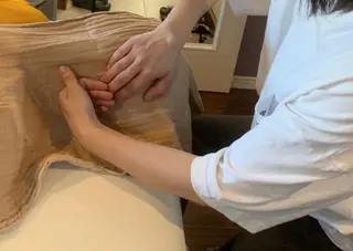 脳休ヘッド ストレッチのエステ・リラクイメージ