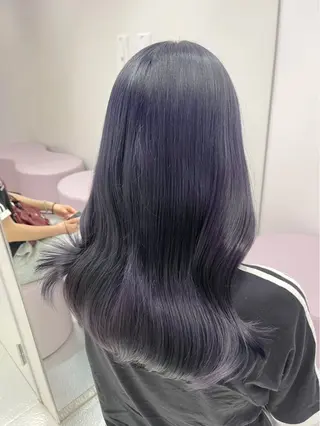 ロング Xena ria 衣織/ブリーチカラーのヘアスタイル