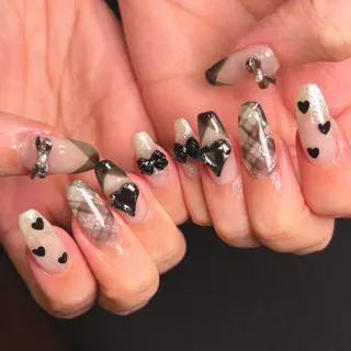 ネイル amabel所属・なかじま きららのネイルデザイン