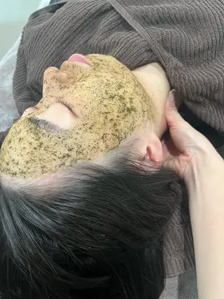 luana beauty所属・kana ハーブピーリング🌿のエステ・リラクイメージ