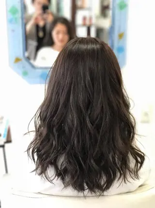 ロング カラー 山内 聡史のヘアスタイル