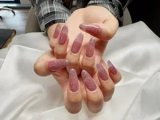 ネイル Ui_Amor (パラジェル)のネイルデザイン