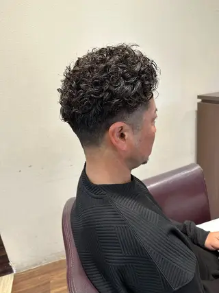 パーマ メンズ 岡嶋 菜々子のヘアスタイル