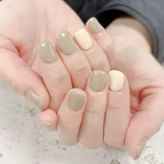 ネイル アネラ もか.⋆𝜗𝜚のネイルデザイン