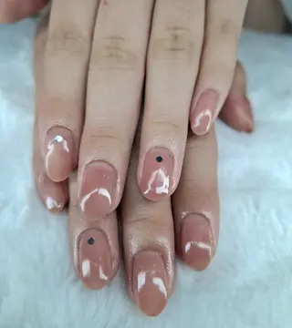 ネイル KURONOSUHAIRDESIGN所属・岡林 えりのネイルデザイン