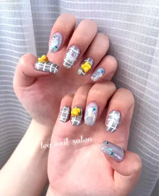 ネイル Lea.nail salon所属・大波 万桜のネイルデザイン
