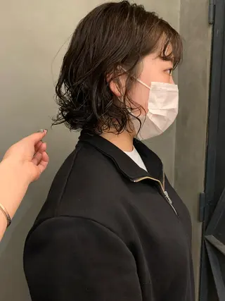 ミディアム ハイトーン/顔まわり レイヤー/YUKAのヘアスタイル