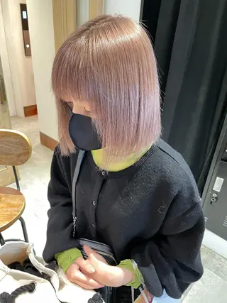 ショート カラー ネイル 𝗺𝗶𝗸𝘂♡ 似合わせ🎀のヘアスタイル