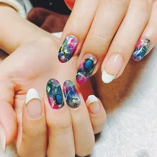 ネイル THECOLORS所属・近貞 莉奈のネイルデザイン