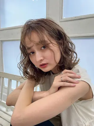 ミディアム Grand Link （グランリンク）のヘアスタイル