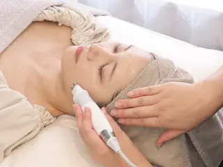 毛穴フェイシャルエステkokotto板橋所属・板橋美肌ハーブ ピーリング1位のエステ・リラクイメージ