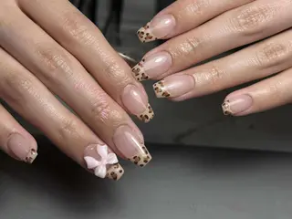 ネイル ユリ🎀長さだし/ パラジェル/持ち込みのネイルデザイン