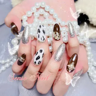 ネイル Yukiko 🌙のネイルデザイン