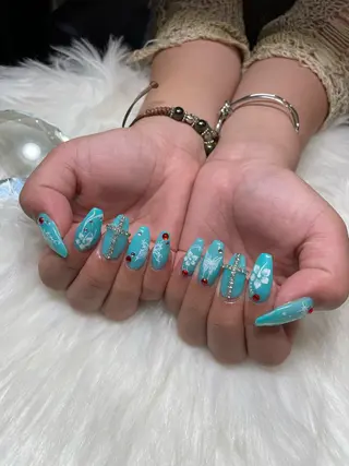 ネイル RAMU 【cutill】のネイルデザイン