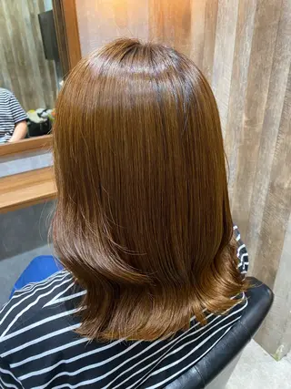 カラー CAFE  and  HAIR  SALON  re:verb所属・今枝莉菜 上品なツヤカラーのヘアスタイル