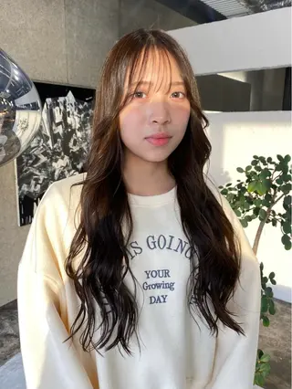 カラー KUBO HADUKIのヘアスタイル