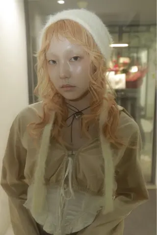 ロング カラー ブリーチモデル募集 古内柊のヘアスタイル