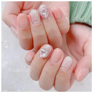 ネイル ＶＩＶＩ nailsalonのネイルデザイン