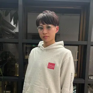 ショート カラー メンズ ブリーチ/レイヤー 🌻Mutsumiのヘアスタイル